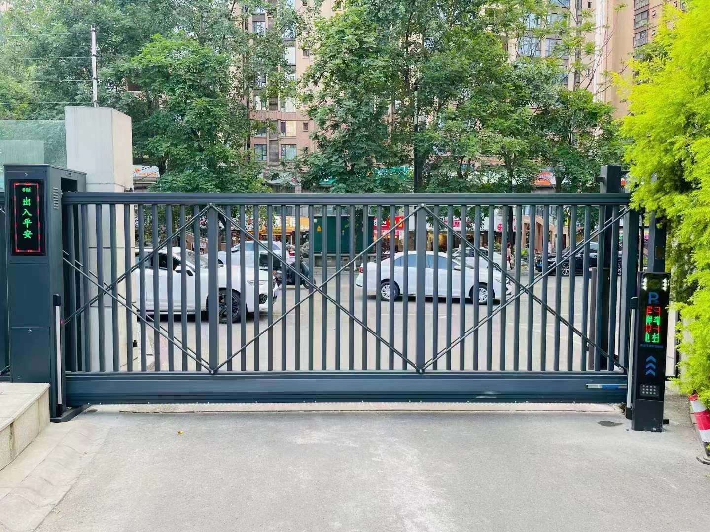 高邮市电动伸缩门